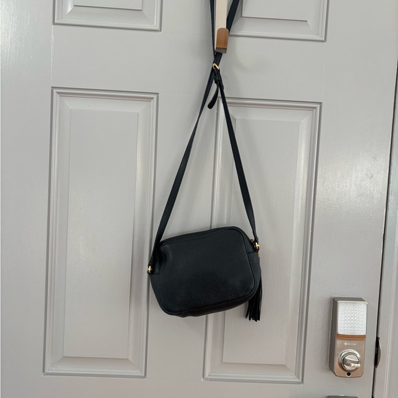 Authentic Gucci Soho Disco Crossbody - Picture 3 of 10